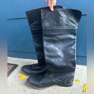 VINTAGE FRYE WOMEN’S TRAPUNTO BOOT 8.5